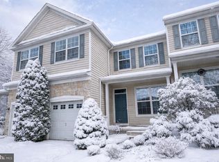 40 Compass Cir, Mount Laurel, NJ 08054