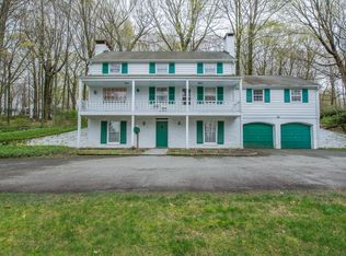 29 Gravel Hill Rd, Kinnelon, NJ 07405
