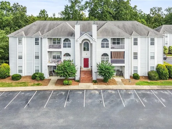 3642 Morris Farm Dr APT 3A, Greensboro, NC 27409