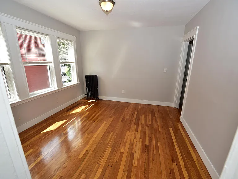 9 Bailey St #3 — Photo 20