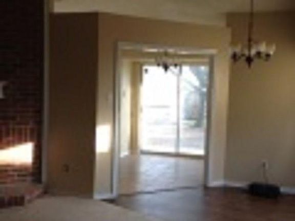 2nd image of 1240 Oak Park Dr