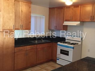 11729 216th St, Lakewood, CA 90715