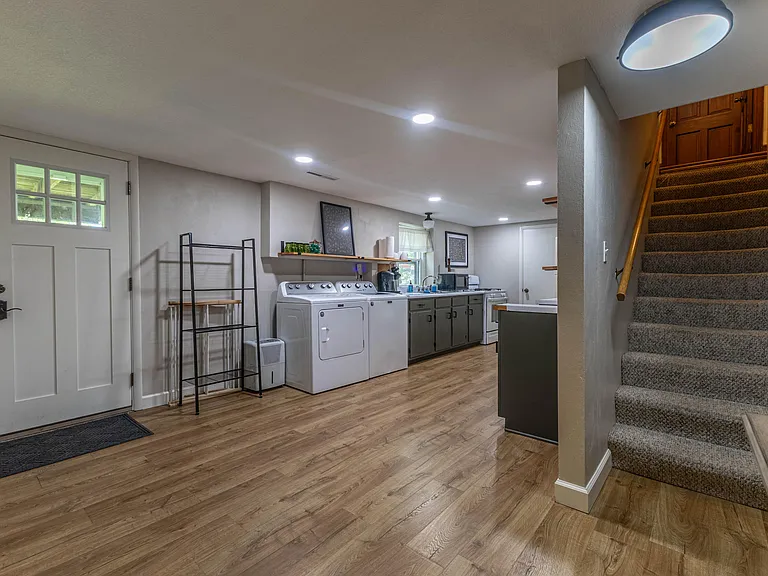 3312 Lynnwood Dr — Photo 24