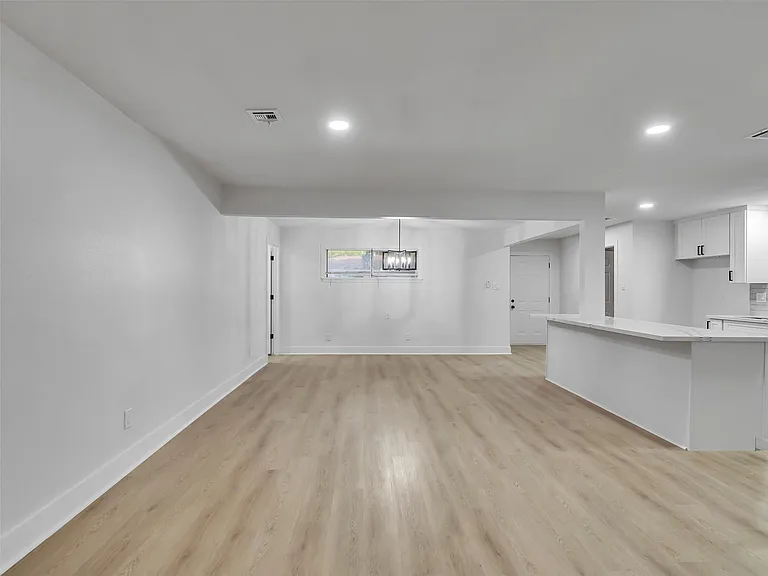 6026 Diamond Ct — Photo 6