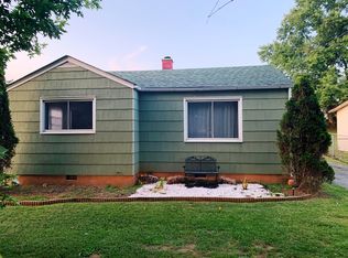 403 S Craig Ave, Covington, VA 24426