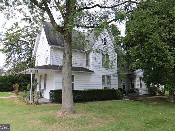 3rd image of 2540 Penbrook Ave