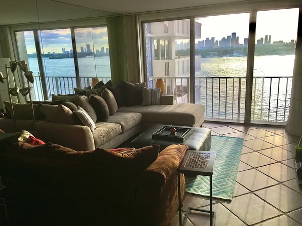 800 West Ave, Miami Beach, FL