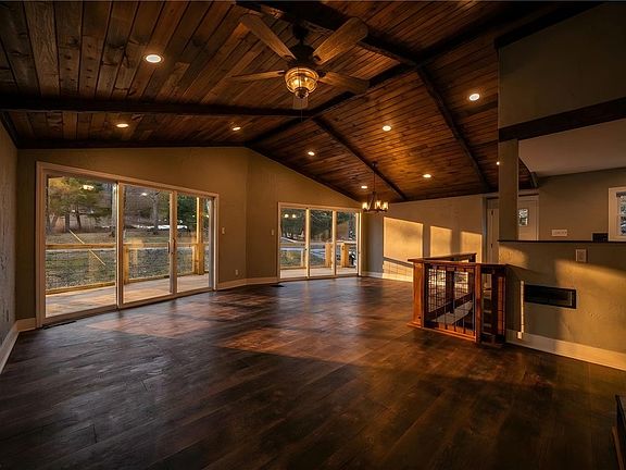3rd image of 342 Snyder Ln