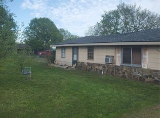 203 S B St, Calera, OK 74730