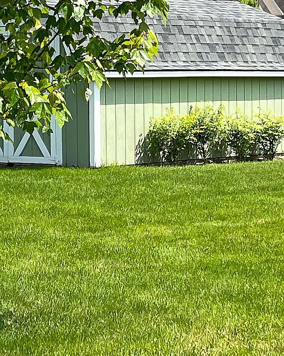 1st image of 920 Sherwood Dr
