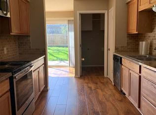 816 Reveille Rd, Fort Worth, TX 76108