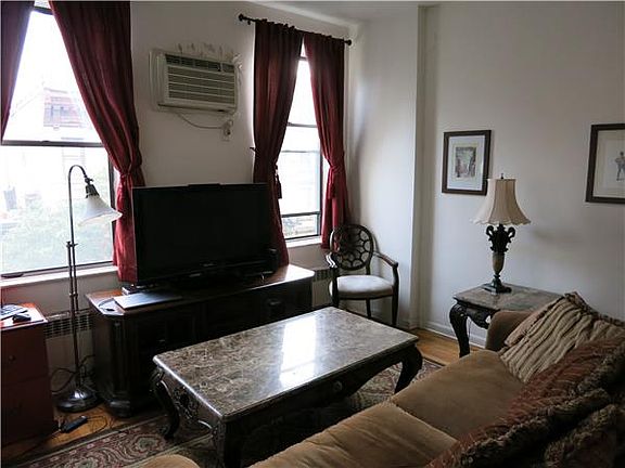 2nd image of 413 W 47th St APT 3B