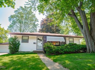 4225 School Rd, Madison, WI 53704
