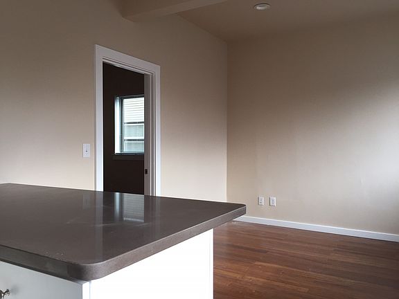4th image of 1715 Harvard Ave APT 7