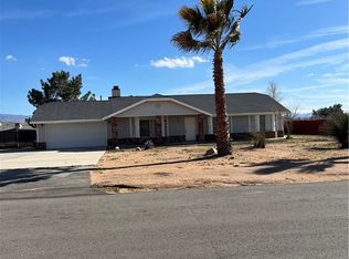 22729 Nalatapa Rd, Apple Valley, CA 92307