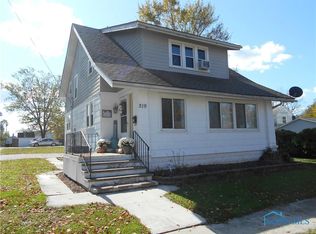 319 W Ottawa St, Oak Harbor, OH 43449