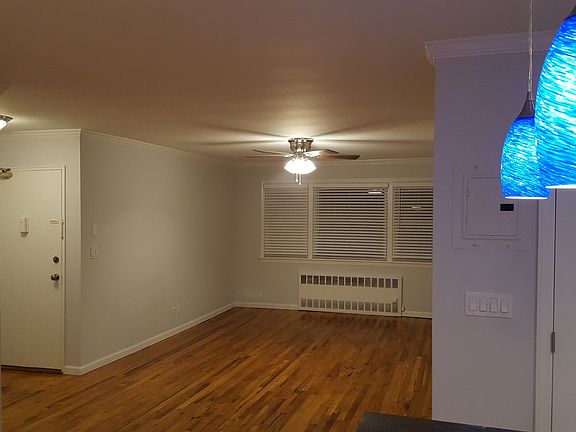 4th image of 17 Hope St #4