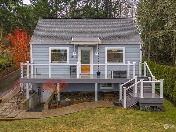 3rd image of 7614 Pioneer Way
