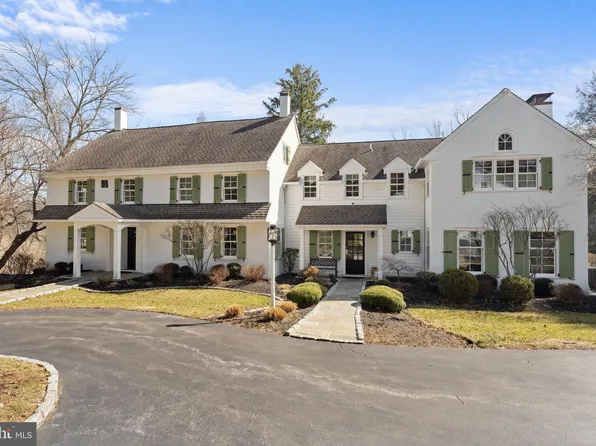 2542 White Horse Rd, Berwyn, PA 19312