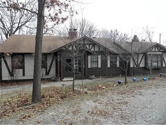 215 Strecker Rd photo 1