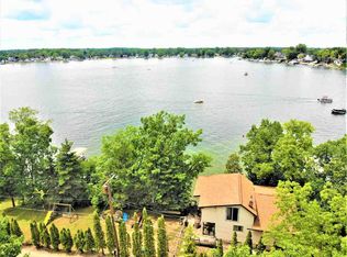 12052 Brown St, Fenton, MI 48430