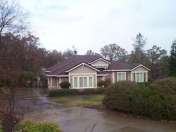 2nd image of 3421 Brittany Way