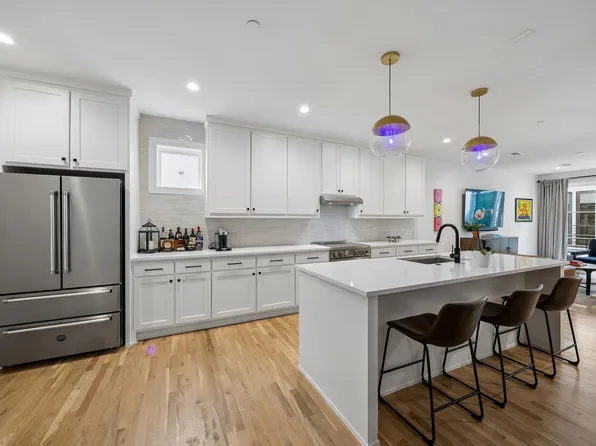 7207 Gaston Ave Unit 903, Dallas, TX 75206