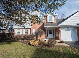 884 Quin Ct. #101, Naperville, IL 60563