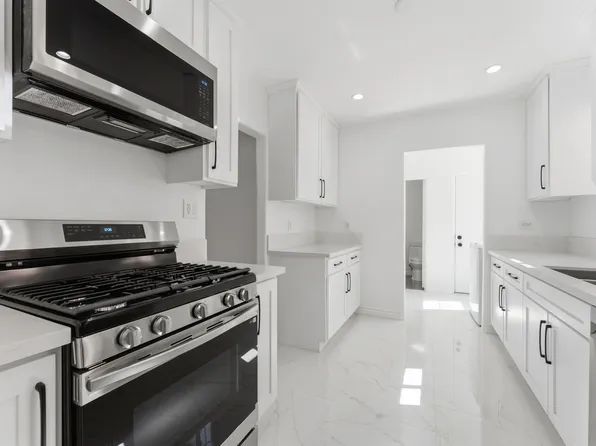 824 S Holt Ave #824, Los Angeles, CA 90035