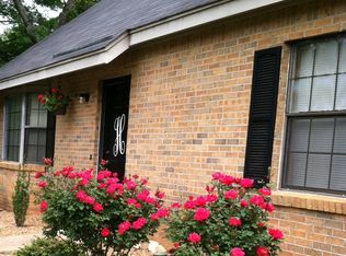 1103 N 1st St, Opelika, AL 36801