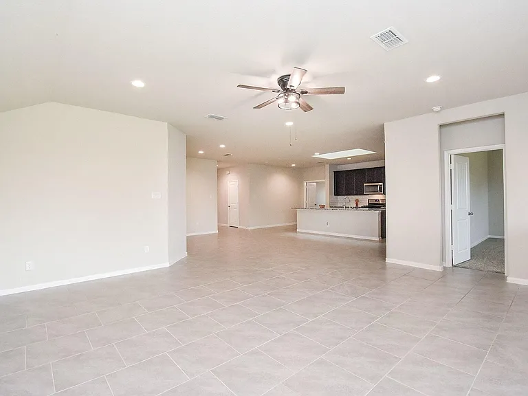 1334 Bellingham Park Dr — Photo 10