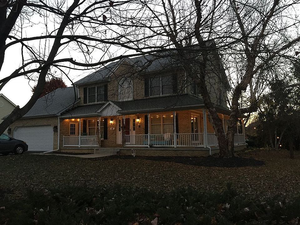 2nd image of 292 Maplewood Pl