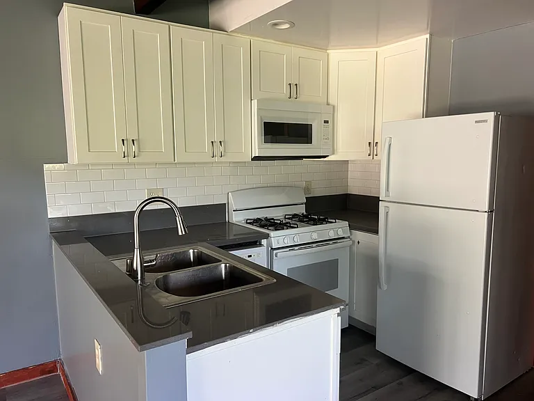 7408 Central Ave #B — Photo 8
