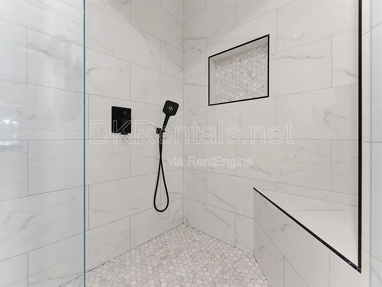 220 Renaissance Pkwy NE #2111 — Photo 32
