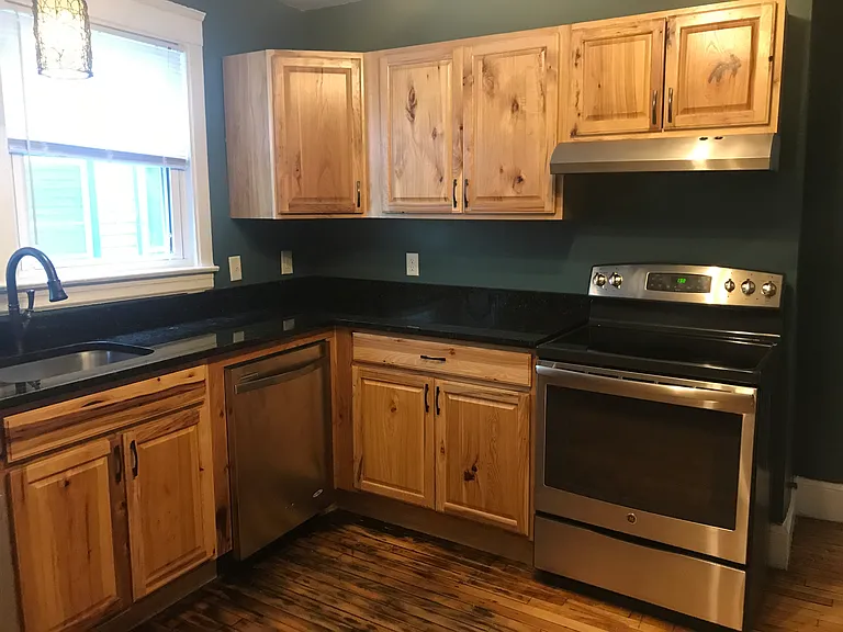 105 Grant St #1 — Photo 7