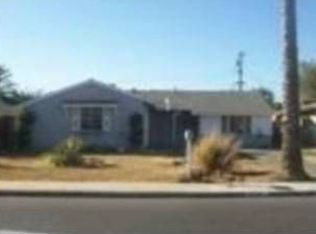 8732 Via Norte Dr, Riverside, CA 92503