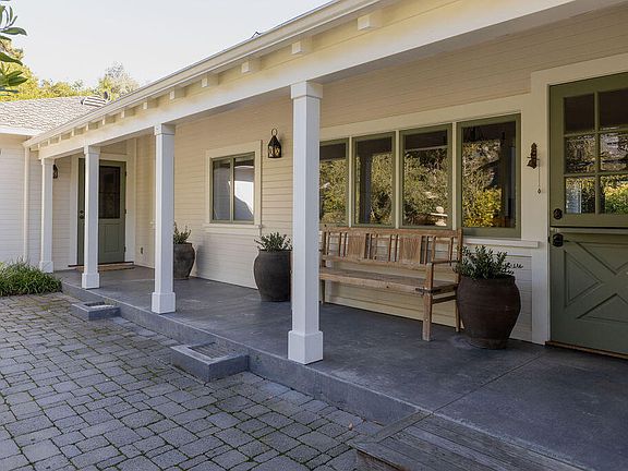 Main Entryway & Garage