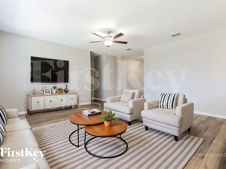 2304 O'Keefe Dr — Photo 6