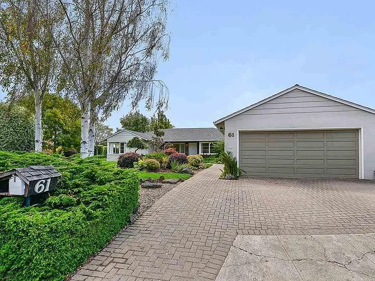 61 Dudley Ct — Photo 29