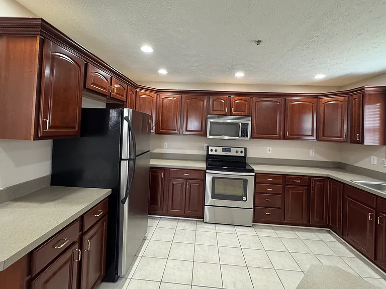 1473 Frontier Dr — Photo 8