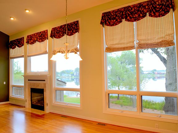 Formal Dining with lake view
