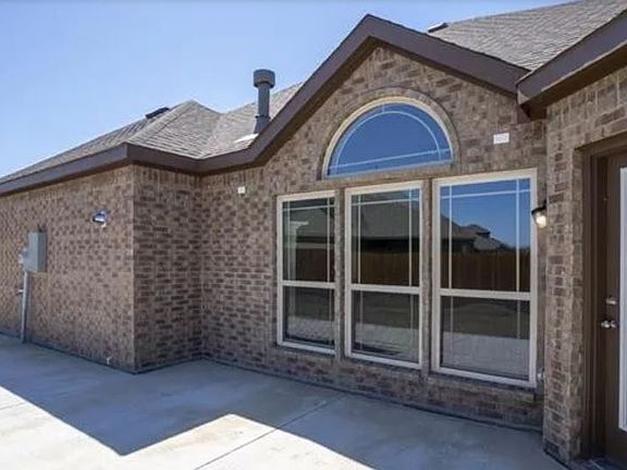 5th image of 282 Water Meadow Ct