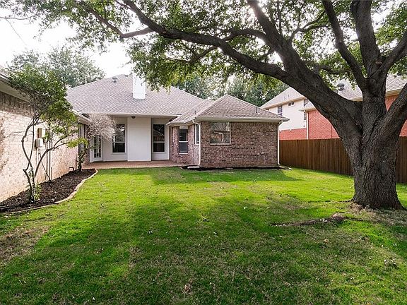 2nd image of 2621 Mossvine Dr