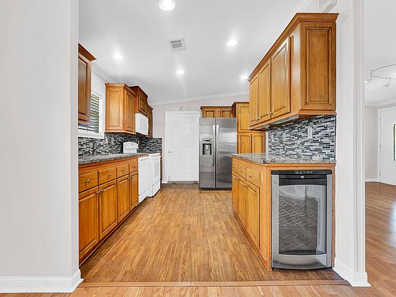 5th image of 21831 NW 6th Court