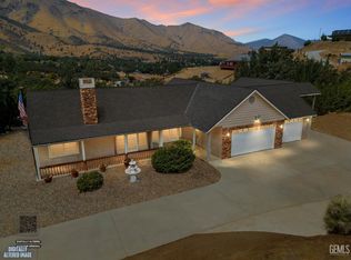3290 Geneva Ct, Lake Isabella, CA 93240