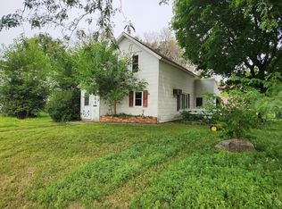 324 E Sanborn St, Springfield, MN 56087