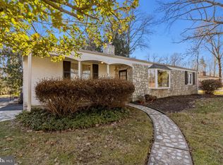 893 W Maple Dr, Southampton, PA 18966