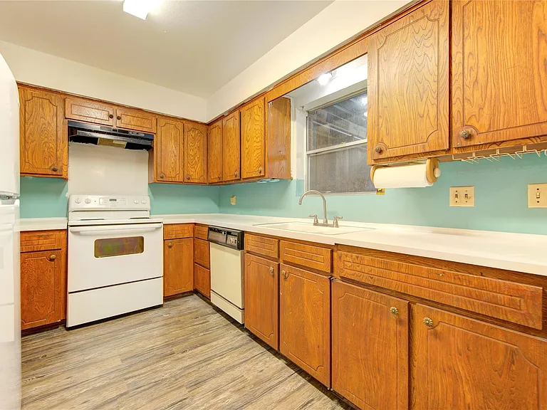 6723 Tarnef Dr #723 — Photo 12