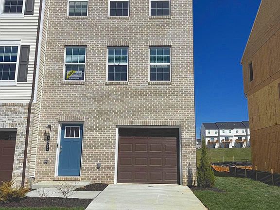 2nd image of 7520 Silver Thread Way