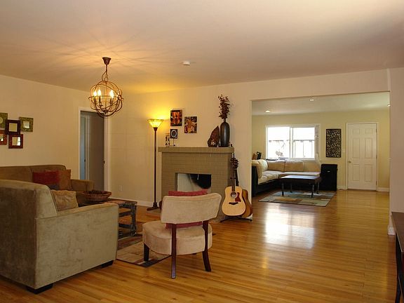 Living Room- Fireplace